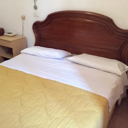 Hotel Entella *